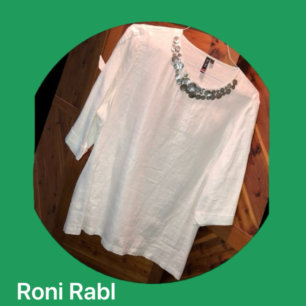 Roni Rabl Designer White/Silver Linen blouse (L)